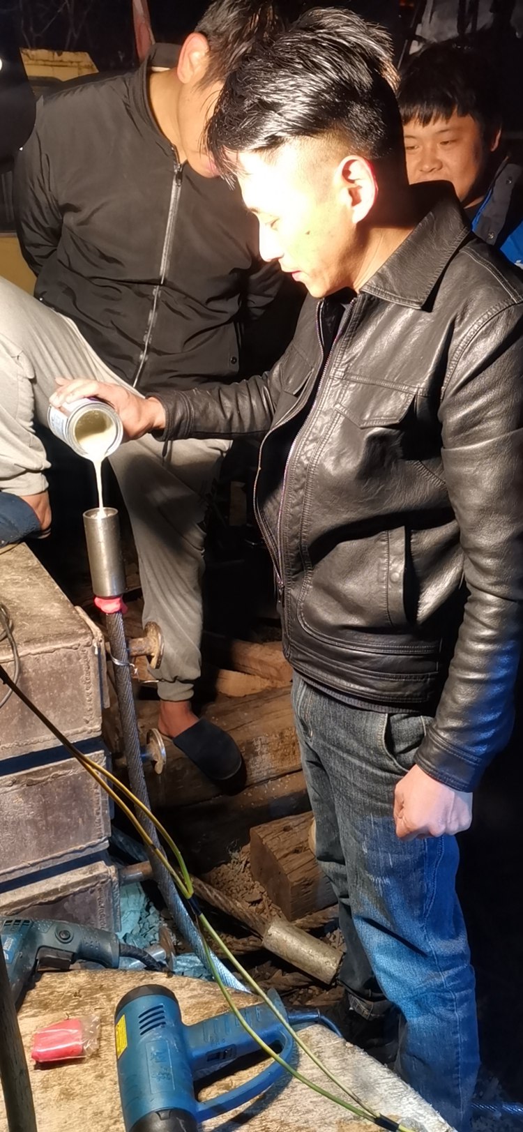 妗堜緥灞曠ず